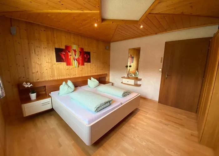 Schaiter - Ganzes Haus Mit Garten Und Gratis Parkplatz Апартаменти *