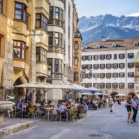 公寓 Schaiter - Ganzes Haus Mit Garten Und Gratis Parkplatz *