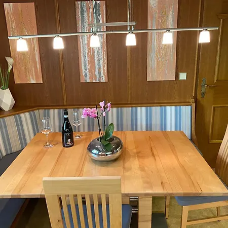 Apartamento Schaiter - Ganzes Haus Mit Garten Und Gratis Parkplatz *