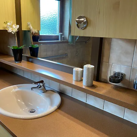 Schaiter - Ganzes Haus Mit Garten Und Gratis Parkplatz Apartman Innsbruck